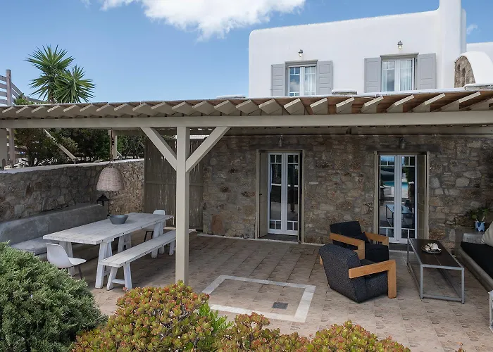 Baos Pool * Mykonos Town