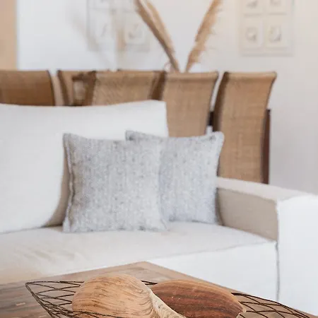 Baos Pool Вилла *