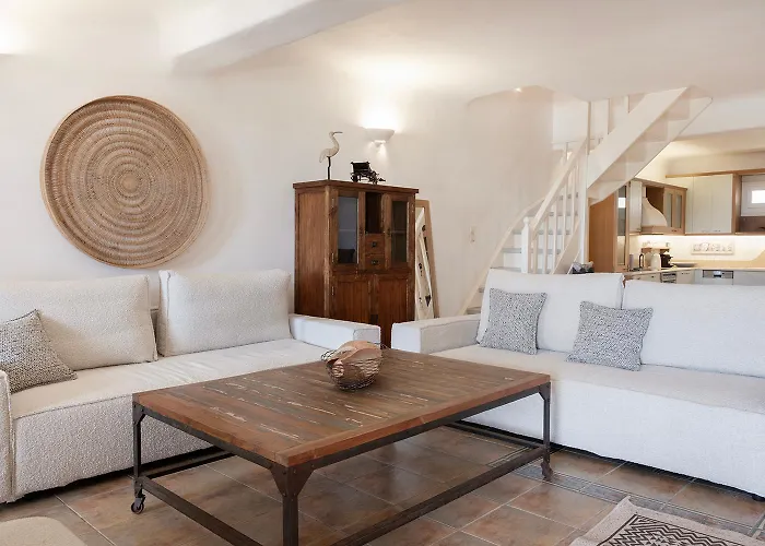 Baos Pool * Mykonos Town